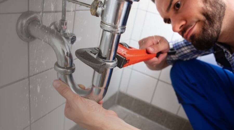 Professional same day plumber services in Francisco, IN